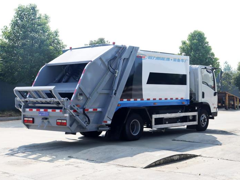 CL5083ZYSBEV型纯电动压缩车